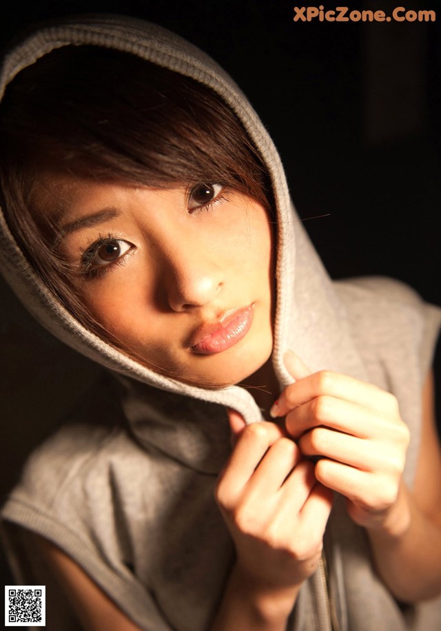 Yuki Natsume - Berzzer Model Com No.30ec86