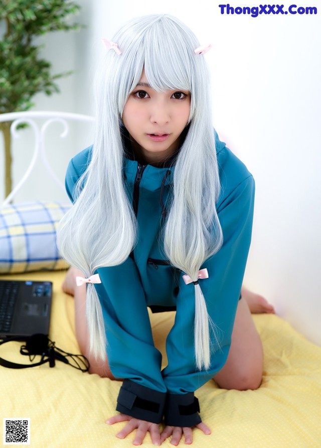 Miku Abeno - Schoolgirl Sexsy Pissng No.0a84ce